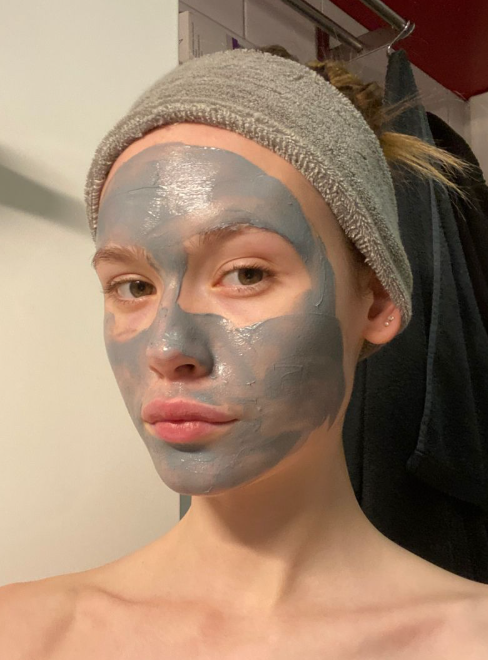 모델링팩 하는 여자