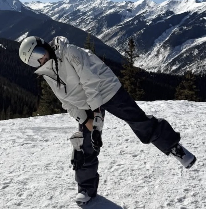 제니 몽클레르 스키복 정보