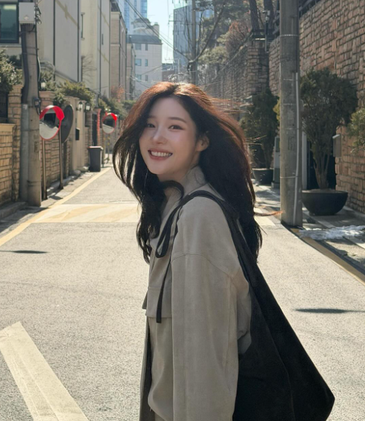 정채연 헤어 메이크업