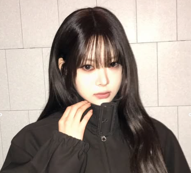 홍은채 코디 패션 꾸레쥬